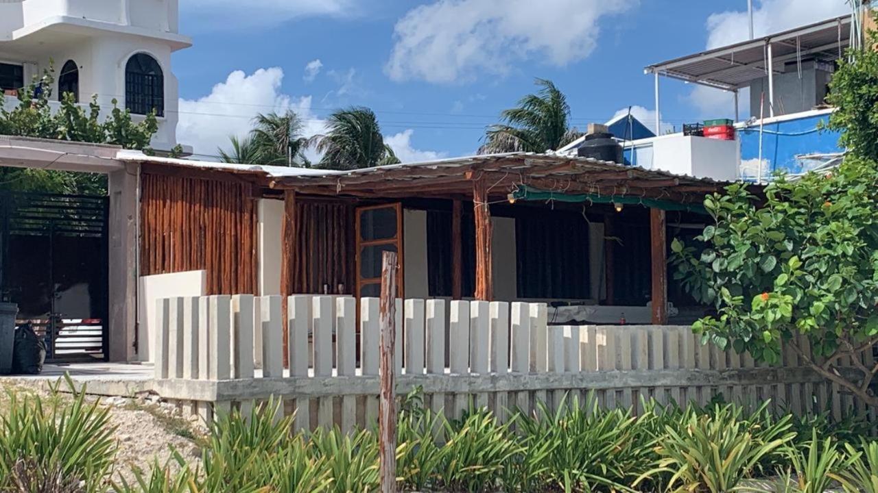 Casa Lucia Beachfront Puerto Morelos Exterior photo